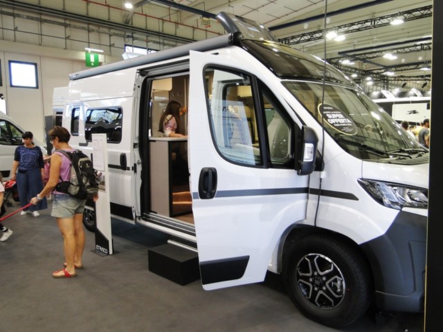 ETRUSCO Van 600 DB (01)