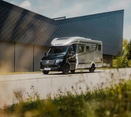 Il nuovo Hymer B-Klasse Modern Comfort Blackline alla sua prima prova.