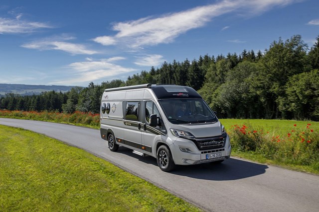 Csm 2023 Malibuvan Comfort GT Skyview 640LE Fahraufnahme V3 68E2807094